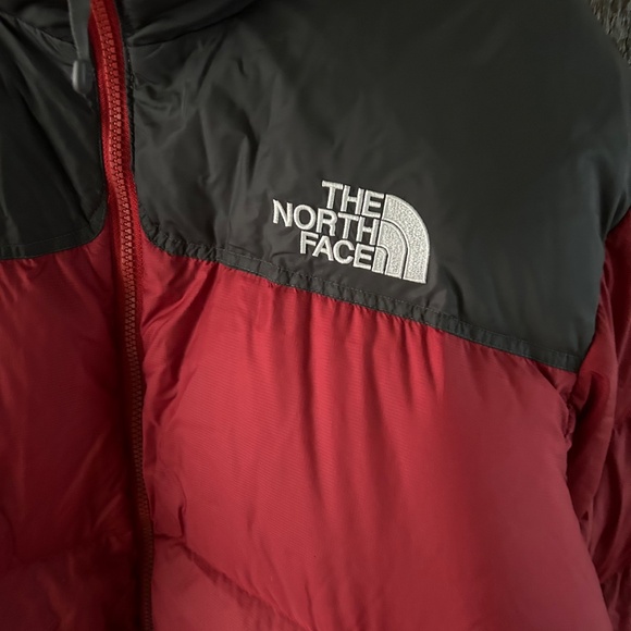 Men's Puffer North Face Full Zipper Jacket w/Hideaway Hood - Picture 4 of 6